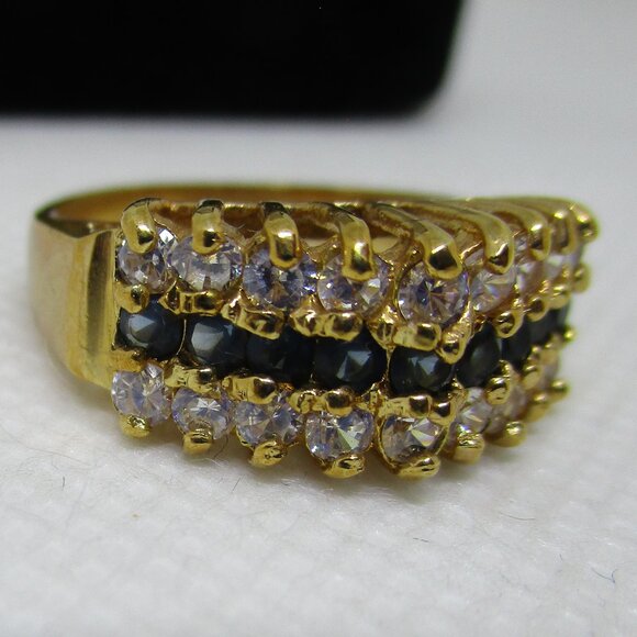 gold electroplated cathedral ring - Picture 5 of 8